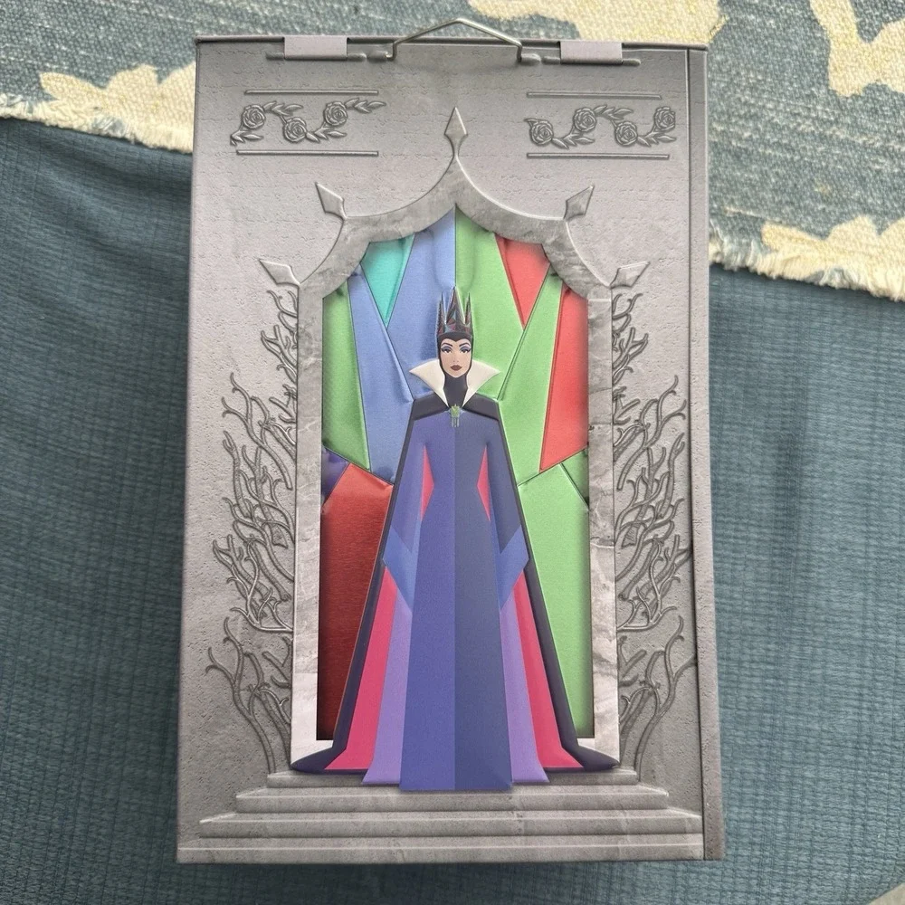 Snow White Mirror Lenticular Popcorn Bucket Regal AMC Cinemark Exclusive - NEW